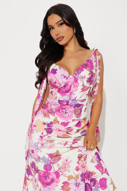 https://cdn.shopify.com/s/files/1/0293/9277/files/02-11-25_S3_51_33796SK_WhitePink_KS_AP_13-04-16_4566_PXF.jpg?v=1739408163