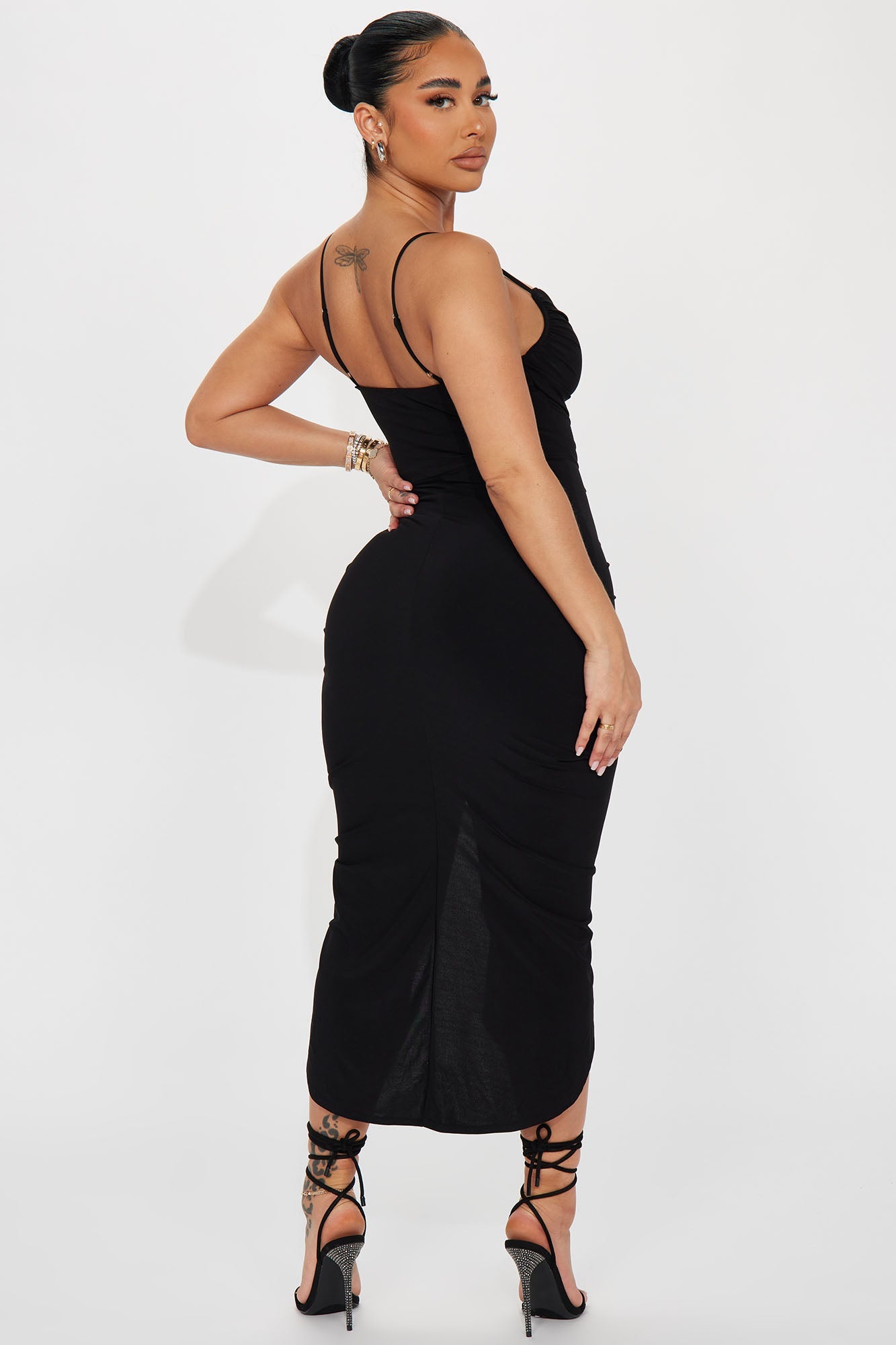 https://cdn.shopify.com/s/files/1/0293/9277/products/04-04-23Studio1_KF_AP_14-57-10_63_D6620FN_Black_28275_ES.jpg?v=1680907241