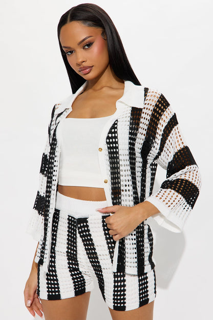 https://cdn.shopify.com/s/files/1/0293/9277/files/05-02-25_S8_6_HF26A103SET_Blackcombo_LH_AC_10-46-12_88265_PXF.jpg?v=1746477553