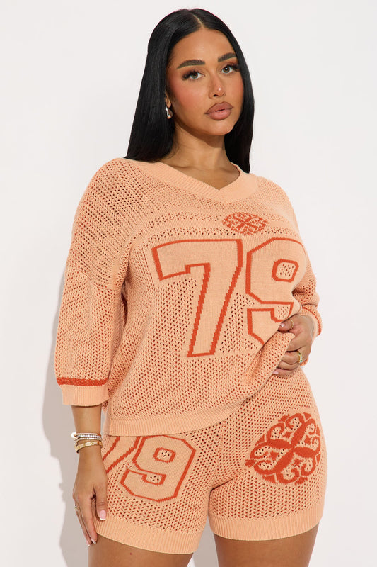 https://cdn.shopify.com/s/files/1/0293/9277/files/06-17-25_S1_51_Style_KBNM4082103__CR_AC_15-37-33_5591_BH.jpg?v=1750282555