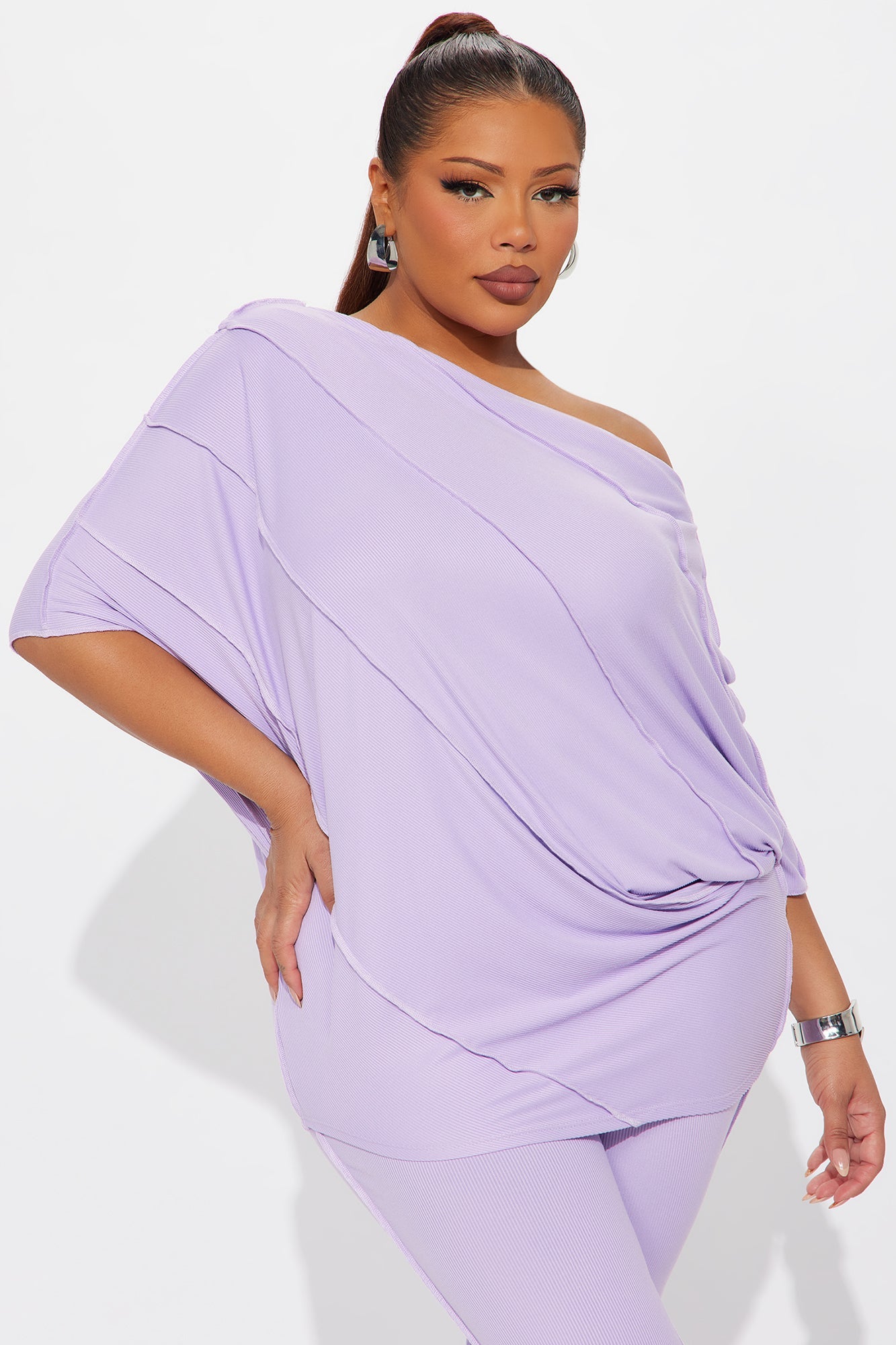https://cdn.shopify.com/s/files/1/0293/9277/files/06-24-25_S4_58_NAF2165_Lavender_KJ_IM_14-33-55_PLUS_9115_PXF.jpg?v=1751045643