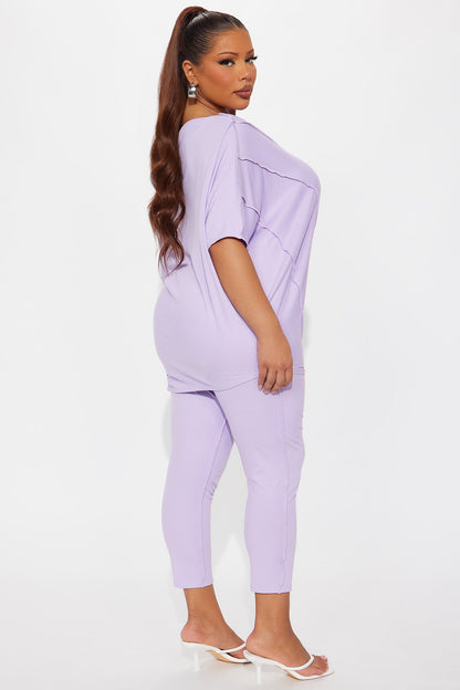https://cdn.shopify.com/s/files/1/0293/9277/files/06-24-25_S4_58_NAF2165_Lavender_KJ_IM_14-34-21_PLUS_9117_PXF.jpg?v=1751045643