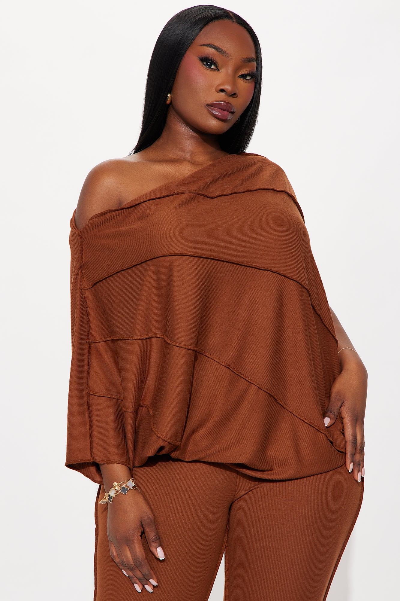 https://cdn.shopify.com/s/files/1/0293/9277/files/06-25-25_S4_54_NAF2165_Mocha_ZSR_KJ_SS_14-36-48_PLUS_10005_PXF.jpg?v=1751209895