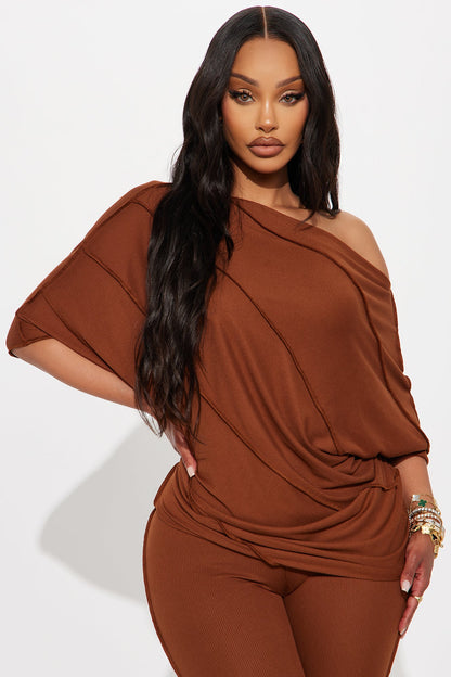 https://cdn.shopify.com/s/files/1/0293/9277/files/06-26-25_S2_10_NAF2165_Mocha_ZSR_CXB_RL_14-27-40_4344_PXF.jpg?v=1751209895