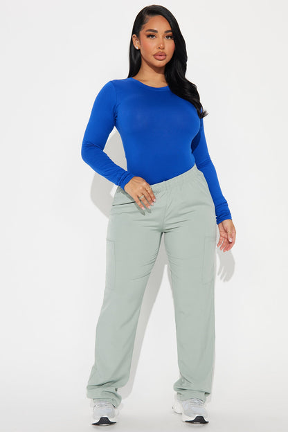 https://cdn.shopify.com/s/files/1/0293/9277/files/08-20-24_S1_8_TS2010_Royal_TK_AC_10-23-45_127774_BH.jpg?v=1724272710