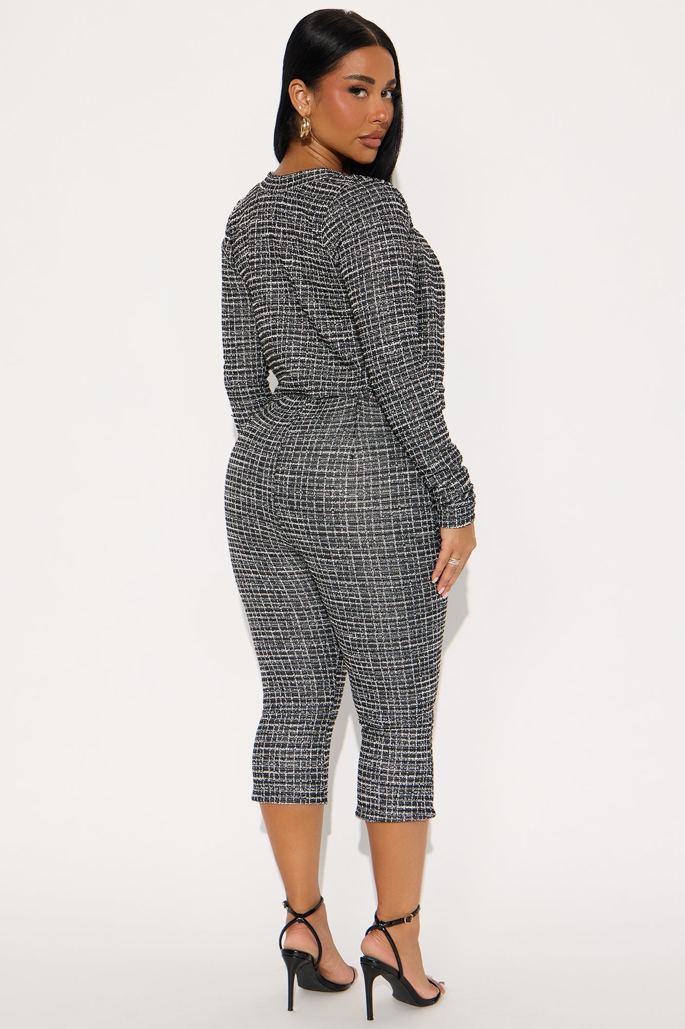 https://cdn.shopify.com/s/files/1/0293/9277/files/08-27-25_S1_18_TP6267C_Black_HY_AC_11-21-02_0296_PXF.jpg?v=1756676060
